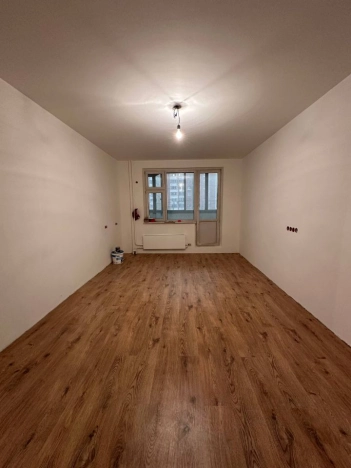 Купить двухкомнатную квартиру на вторичке на улице 1-я Владимирская в Москве. Вариант № 10220081, 1, площадь - квм, цена 11990000 рублей