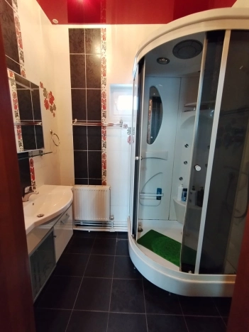 Купить дом в Микрорайоне Советский, Стерлитамак в Стерлитамаке. Вариант № 17241, 28, площадь -  квм, цена 18700000 рублей