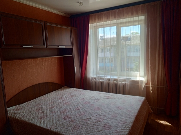 Купить трехкомнатную квартиру на улице Молодёжная в Владимирской области. Вариант № 10172, 7, площадь - квм, цена 2450000 рублей