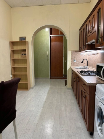 Купить двухкомнатную квартиру в районе Василеостровский в Санкт-Петербурге. Вариант № 4000459, 4, площадь -  квм, цена 13000000 рублей