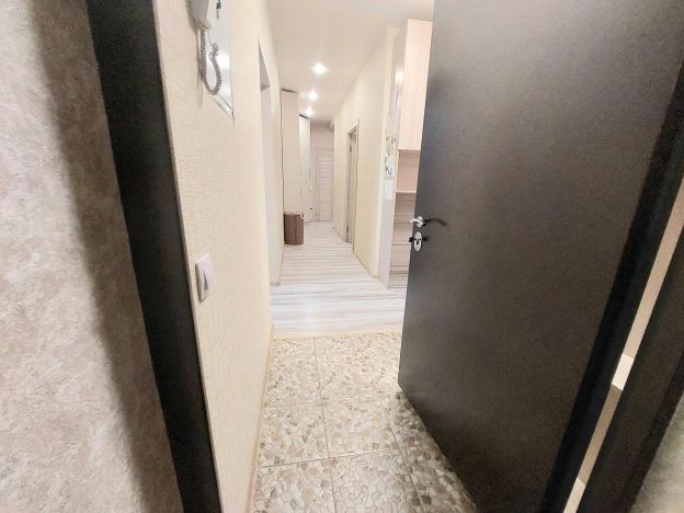 Купить трехкомнатную квартиру в Вологодской области. Вариант № 8527092, 8, площадь -  квм, цена 10800000 рублей