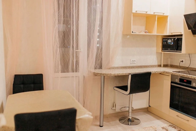 Купить двухкомнатную квартиру в Ростовской области. Вариант № 9511930, 2, площадь -  квм, цена 6950000 рублей