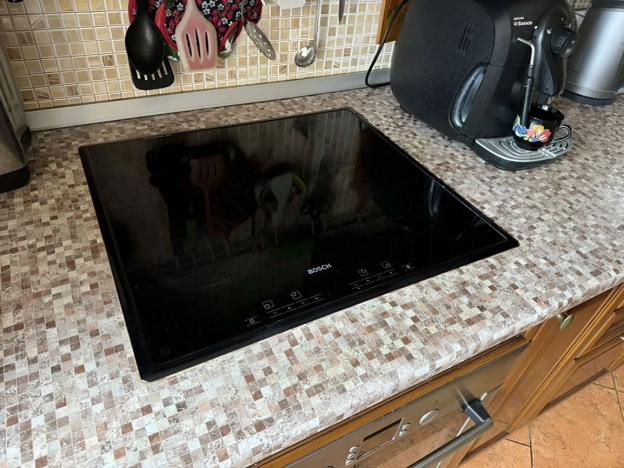 Купить трехкомнатную квартиру в районе Калининский в Новосибирске. Вариант № 4007841, 8, площадь -  квм, цена 6450000 рублей