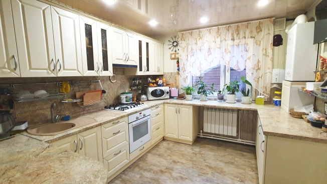 Купить дом в Москве. Вариант № 5514381, 3, площадь - квм, цена 10950000 рублей