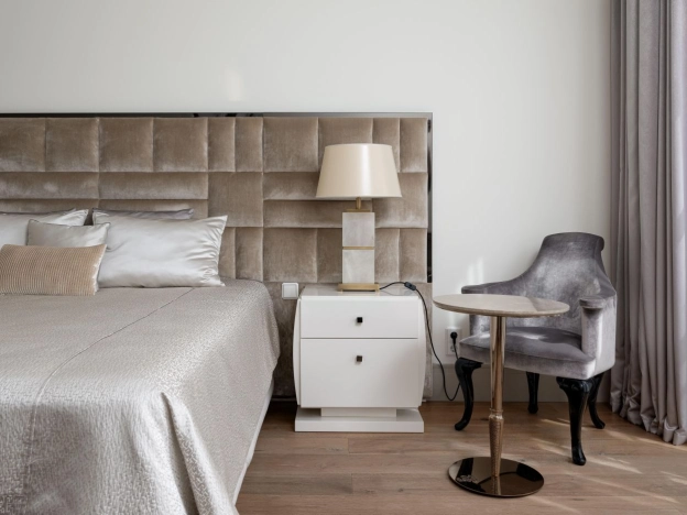 Купить квартиру в Москве. Вариант № 10443759, 33, площадь -  квм, цена 275000000 рублей