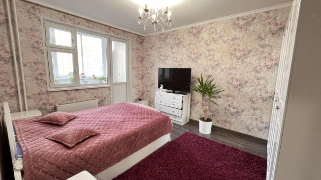 Купить двухкомнатную квартиру в районе Молжаниновский в Химках. Вариант № 10351832, 9, площадь -  квм, цена 9300000 рублей