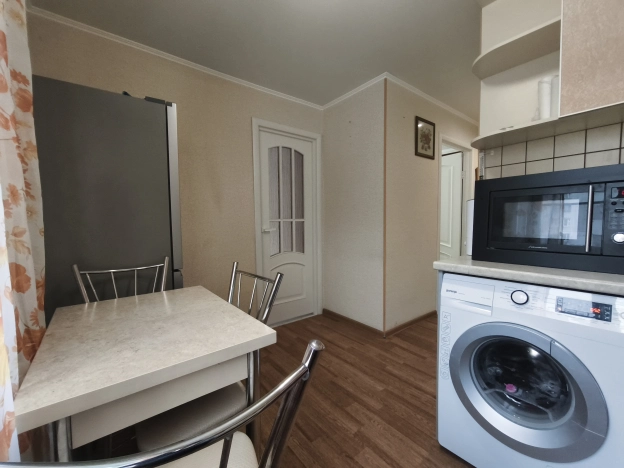 Купить двухкомнатную квартиру на улице Глазунова в Пензе. Вариант № 9050954, 3, площадь -  квм, цена 4100000 рублей