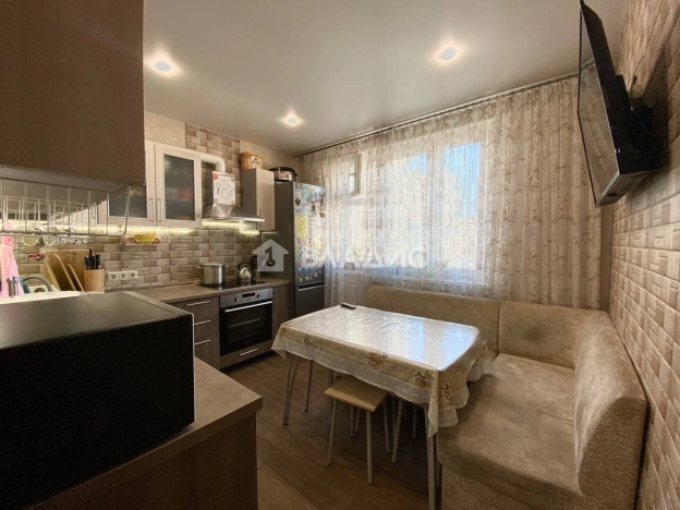 Купить четырехкомнатную квартиру на вторичке в Московской области. Вариант № 890335, 2, площадь - квм, цена 20000000 рублей