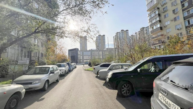 Купить двухкомнатную квартиру в Краснодаре. Вариант № 9447330, 21, площадь -  квм, цена 6000000 рублей