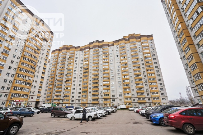 Купить однокомнатную квартиру в Воронеже. Вариант № 9458257, 26, площадь - квм, цена 5500000 рублей