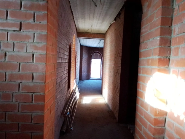 Купить дом в Тюменской области. Вариант № 10028118, 8, площадь -  квм, цена 27900000 рублей