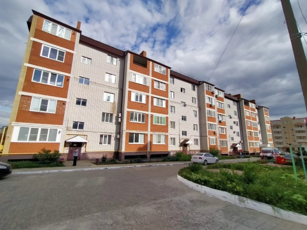 Купить однокомнатную квартиру в Микрорайоне 9-й, Элиста в Элисте. Вариант № 6416, 11, площадь -  квм, цена 5500000 рублей