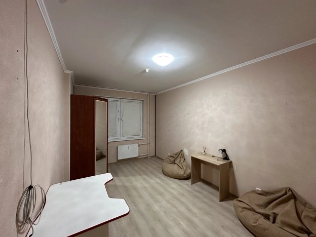 Купить трехкомнатную квартиру у метро Горьковская в Санкт-Петербурге. Вариант № 1719144, 6, площадь -  квм, цена 10600000 рублей