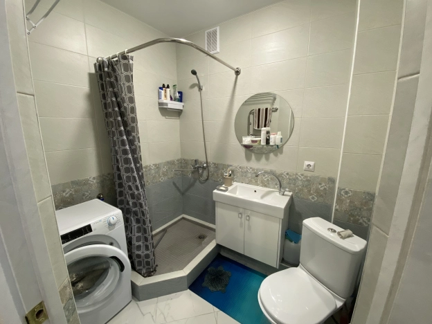 Купить однокомнатную квартиру в Микрорайоне 11-й в Белгороде. Вариант № 4000714, 12, площадь -  квм, цена 4300000 рублей