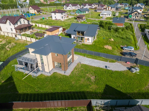 Купить дом в Санкт-Петербурге. Вариант № 9482, 4, площадь -  квм, цена 24500000 рублей