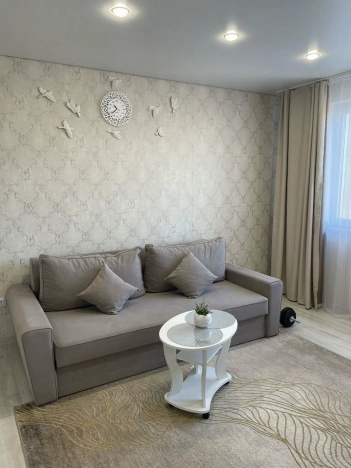 Купить двухкомнатную квартиру в районе Центральный в Калининграде. Вариант № 8153840, 8, площадь -  квм, цена 7200000 рублей