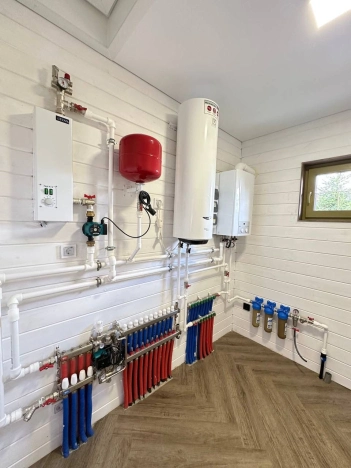 Купить дом в Микрорайоне Порт-Артур в Омске. Вариант № 1729320, 47, площадь -  квм, цена 14000000 рублей