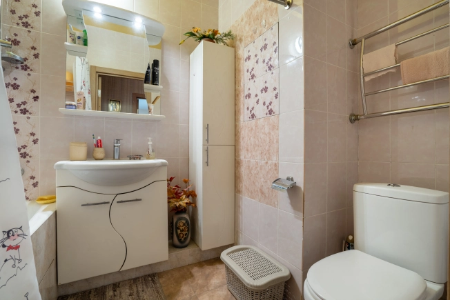 Купить квартиру в Москве. Вариант № 6930297, 6, площадь -  квм, цена 21000000 рублей