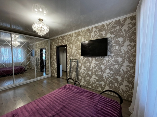 Купить однокомнатную квартиру на улице Шоссейная в Республике Адыгея. Вариант № 10443686, 7, площадь -  квм, цена 4200000 рублей