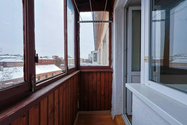 Купить однокомнатную квартиру на улице Черняховского в Калининграде. Вариант № 10540976, 8, площадь -  квм, цена 5549000 рублей