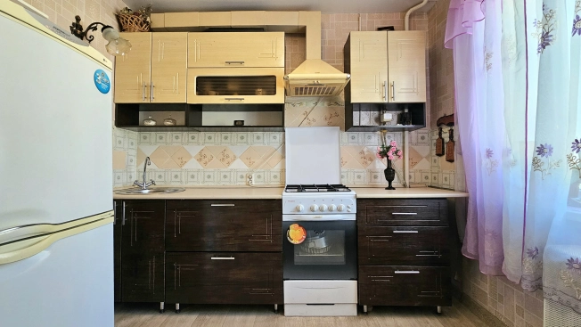 Купить квартиру в Липецкой области. Вариант № 44450, 8, площадь -  квм, цена 2350000 рублей