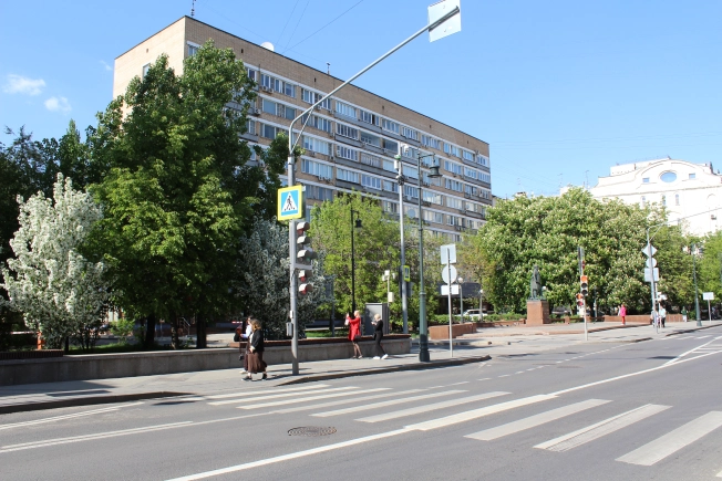 Купить квартиру в Москве. Вариант № 2353, 6, площадь - квм, цена 70000000.0000 рублей