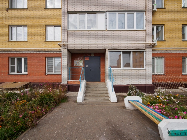 Купить двухкомнатную квартиру на улице бульвар Архитекторов в Омске. Вариант № 3993197, 25, площадь -  квм, цена 5300000 рублей