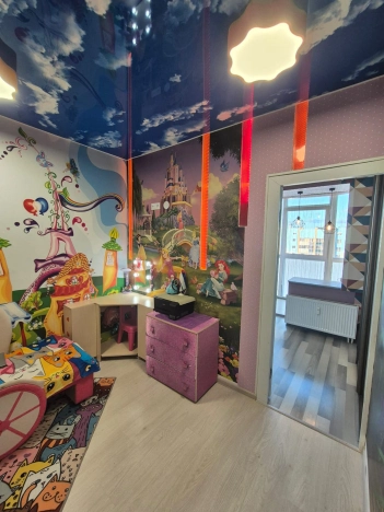 Купить трехкомнатную квартиру в Сыктывкаре. Вариант № 1367236, 17, площадь -  квм, цена 9200000 рублей