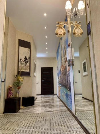 Купить трехкомнатную квартиру в Одинцове. Вариант № 8872763, 5, площадь -  квм, цена 23950000 рублей