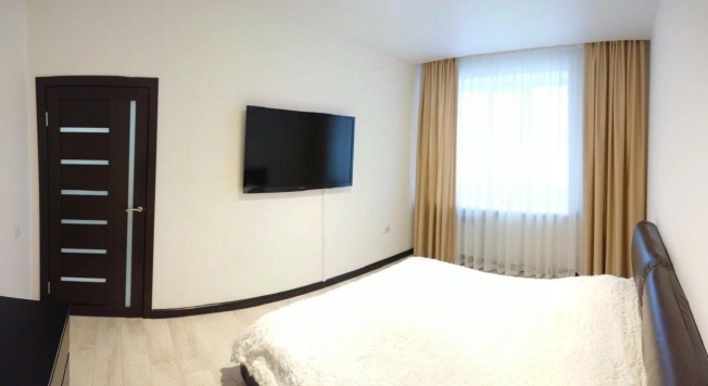 Купить трехкомнатную квартиру в районе Советский в Новосибирске. Вариант № 5309253, 10, площадь -  квм, цена 20550000 рублей