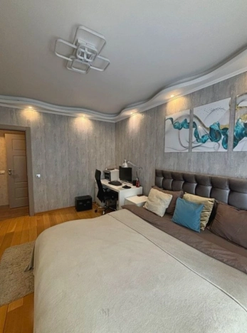 Купить двухкомнатную квартиру в Одинцове. Вариант № 3347350, 4, площадь -  квм, цена 17900000 рублей