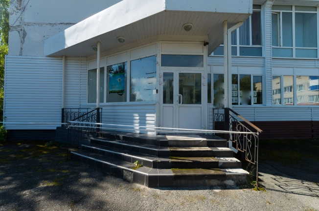 Купить коммерческую недвижимость свободного назначения в Тобольске. Вариант № 3900, 23, площадь -  квм, цена 16000000 рублей