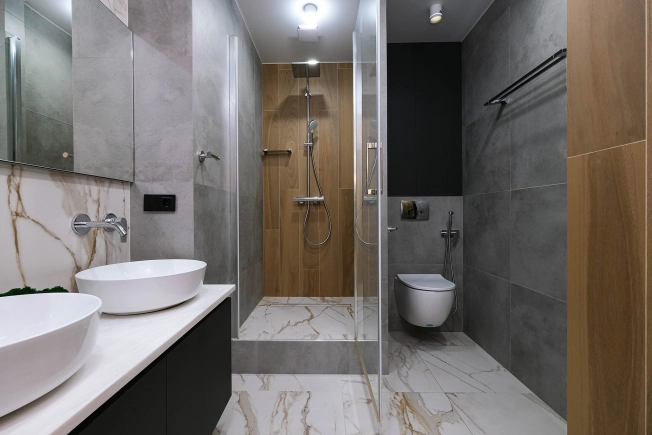 Купить трехкомнатную квартиру в Новосибирской области. Вариант № 8461812, 35, площадь -  квм, цена 15990000 рублей