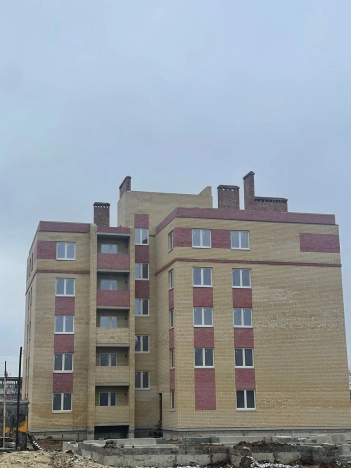 Купить двухкомнатную квартиру на вторичке в Микрорайоне 4-й, Элиста в Элисте. Вариант № 24383, 2, площадь -  квм, цена 3810000 рублей