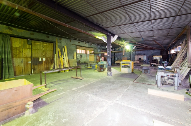 Купить коммерческую недвижимость в Тобольске. Вариант № 1366, 8, площадь -  квм, цена 15000000 рублей