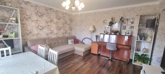 Купить трехкомнатную квартиру на улице Олега Кошевого в Калининграде. Вариант № 9158525, 20, площадь -  квм, цена 7490000 рублей