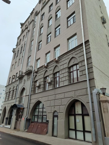 Купить квартиру на вторичке в районе Тверской в Москве. Вариант № 26898, 27, площадь -  квм, цена 26750000 рублей