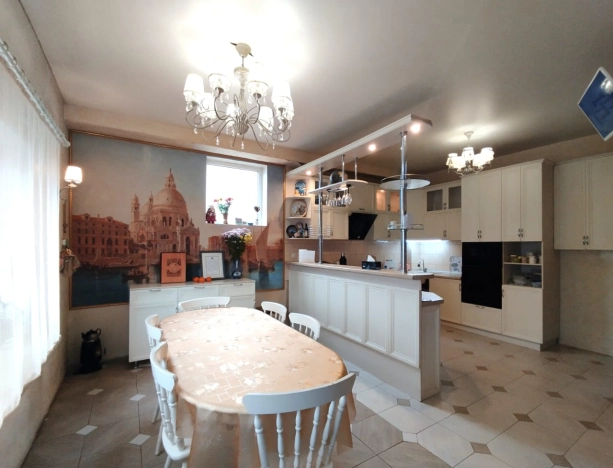 Купить дом в Южно-Сахалинске. Вариант № 7741, 18, площадь -  квм, цена 17500000 рублей