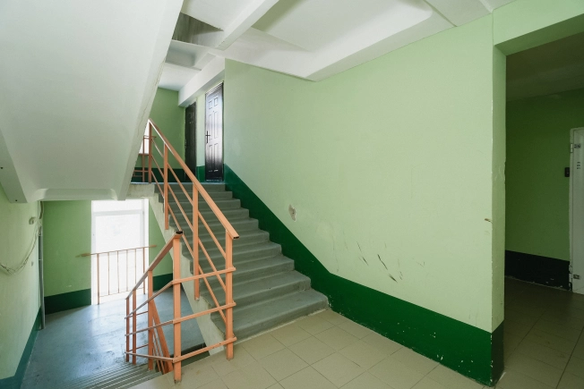 Купить трехкомнатную квартиру на улице бульвар Архитекторов в Омске. Вариант № 56298, 24, площадь -  квм, цена 9600000 рублей