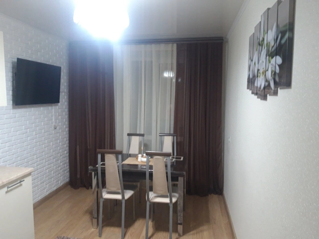 Купить двухкомнатную квартиру на улице Уватская в Тобольске. Вариант № 2931, 1, площадь -  квм, цена 7300000 рублей