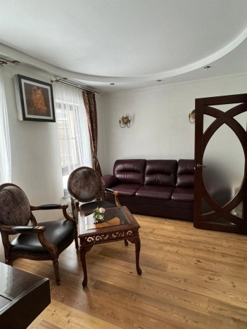 Купить дом на улице Гаккеля в Ростове-на-Дону. Вариант № 2884094, 5, площадь -  квм, цена 36000000 рублей