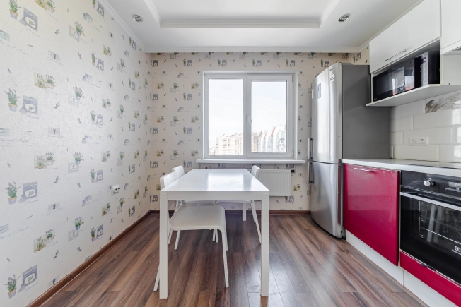 Купить трехкомнатную квартиру у метро Садовая в Санкт-Петербурге. Вариант № 10424565, 15, площадь -  квм, цена 14900000 рублей