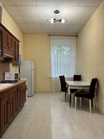 Купить двухкомнатную квартиру в районе Василеостровский в Санкт-Петербурге. Вариант № 4000459, 5, площадь -  квм, цена 13000000 рублей