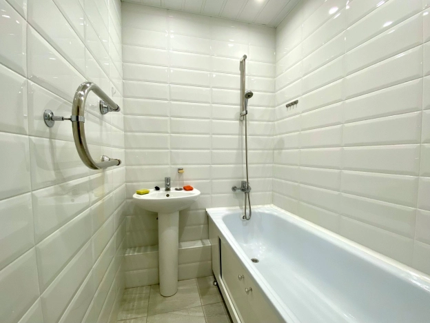 Купить квартиру в Москве. Вариант № 10439549, 16, площадь -  квм, цена 15490000 рублей