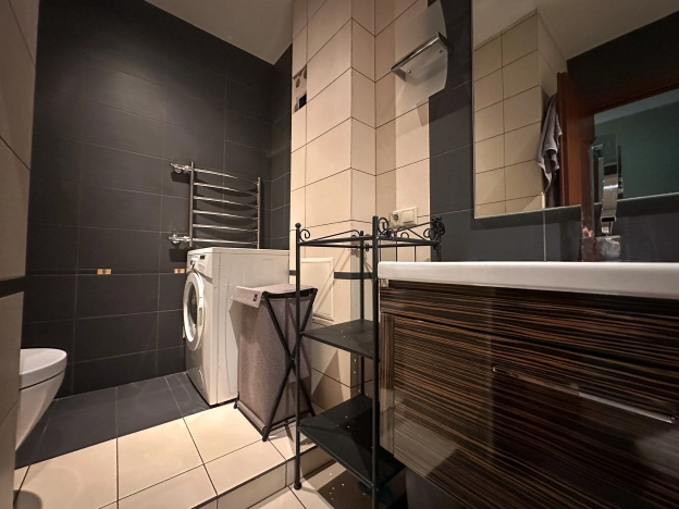 Купить квартиру на улице Атарбекова в Краснодаре. Вариант № 2540190, 20, площадь -  квм, цена 21000000 рублей