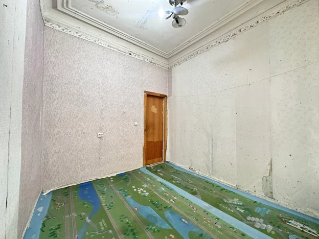 Купить трехкомнатную квартиру в районе Центральный в Санкт-Петербурге. Вариант № 48962, 10, площадь -  квм, цена 12999000 рублей