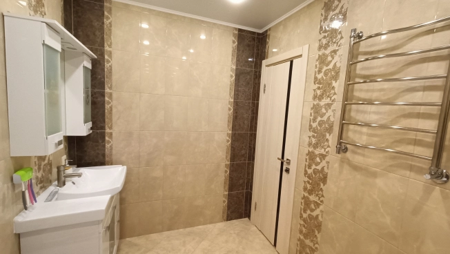 Купить квартиру в Брянской области. Вариант № 6830178, 31, площадь -  квм, цена 10700000 рублей