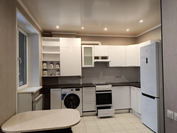 Купить квартиру на улице Садовая в Московской области. Вариант № 22415, 4, площадь -  квм, цена 6100000 рублей