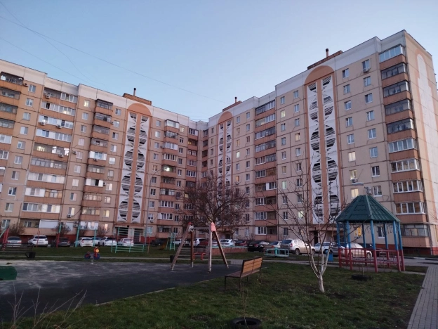 Купить трехкомнатную квартиру в Строителе. Вариант № 10624114, 13, площадь - квм, цена 7400000 рублей