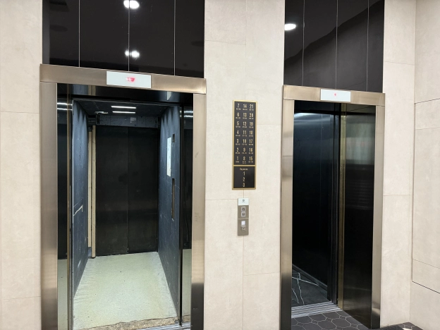 Купить четырехкомнатную квартиру в Москве. Вариант № 9478483, 29, площадь - квм, цена 130000000 рублей